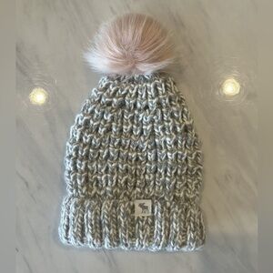 Abercrombie kids cable knit beanie